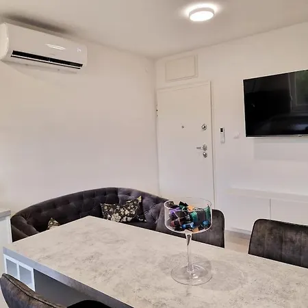 Monlux Studio- Free Public Parking-easy Walk To The Center * Spalato