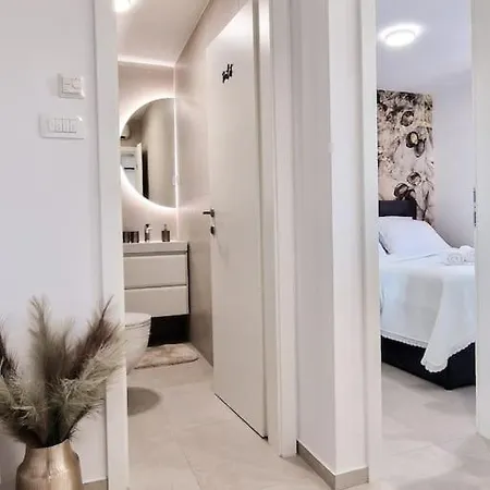 Monlux Studio- Free Public Parking-easy Walk To The Center * Spalato