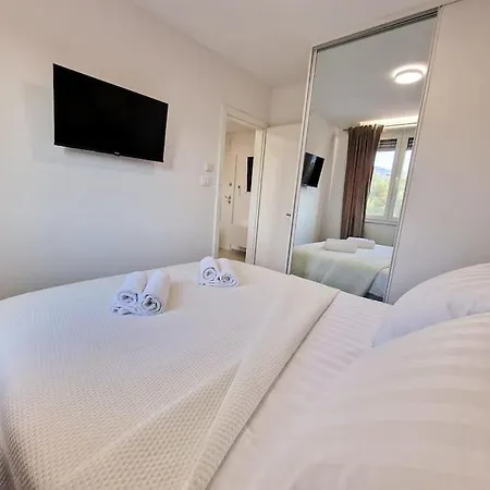 Monlux Studio- Free Public Parking-easy Walk To The Center * Spalato
