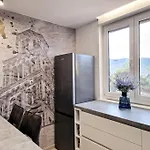 Appartement Monlux Studio- Free Public Parking-easy Walk To The Center Split