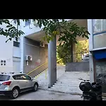 Apartment Monlux Studio- Free Public Parking-easy Walk To The Center
