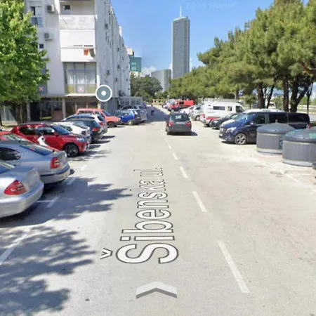 Monlux Studio- Free Public Parking-easy Walk To The Center Apartment *